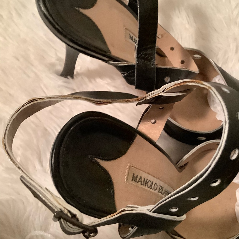 Manolo Blahnik Lasercut Heels - Picture 6 of 8